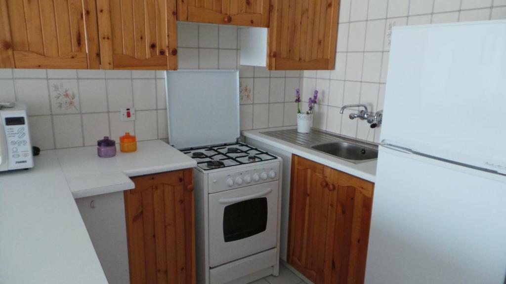 River Beach Apartments Lemesos Pokoj fotografie